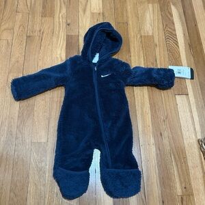 Nike Fleece Navy Kids Footie- NWT!!